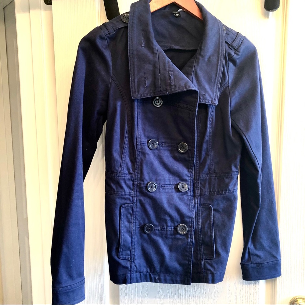 Divided Jacket - Picture 2 of 5